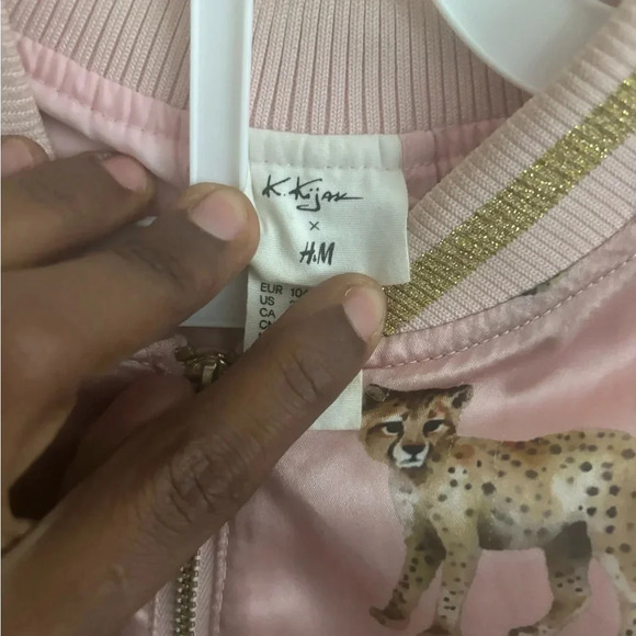 H&M KIDS SATIN BOMBER JACKET PINK CHEETAHS PRINT 3-4 year - Picture 5 of 5